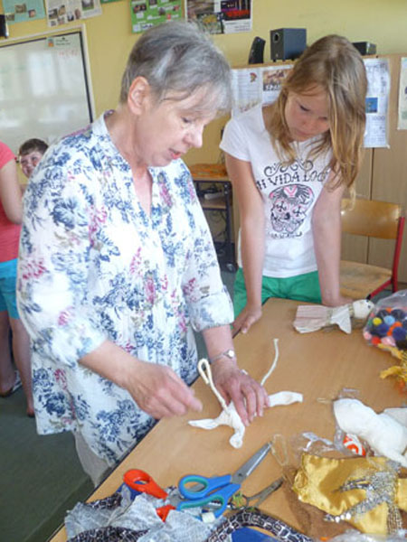 Workshop Klasse 5 "Gestaltung textiler Puppen als Sagenfiguren" Workshop Klasse 5 "Gestaltung textiler Puppen als Sagenfiguren"